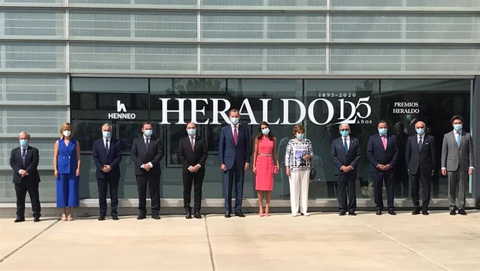 Los Reyes destacan la "integridad profesional" de Heraldo de Aragón y su amor a España