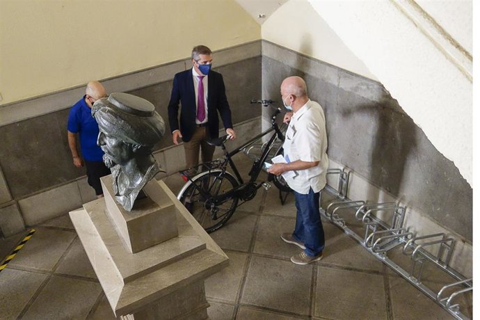 Presentación del aparcamiento de bicicletas