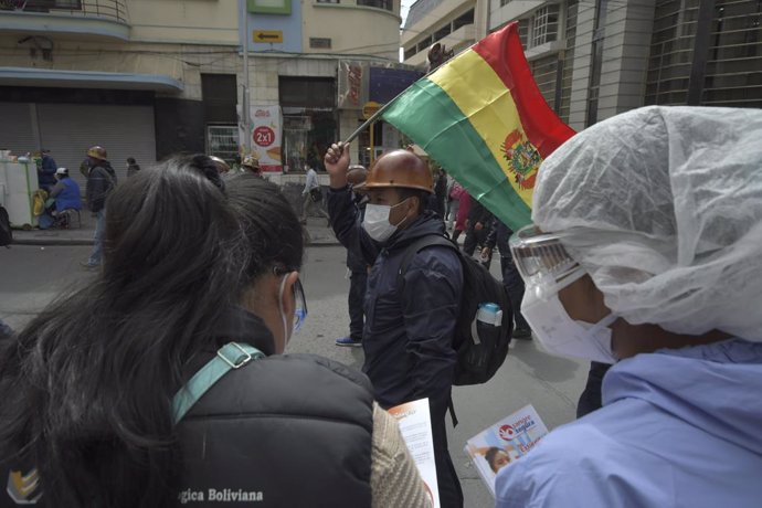 Bolivia.- El Senado de Bolivia aprueba un subsidio contra el hambre ante las obj