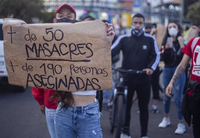 Manifestación celebrada recientemente en Bogotá, para protestar contra las últimas masacres ocurridas en varios departamentos del oeste del país.