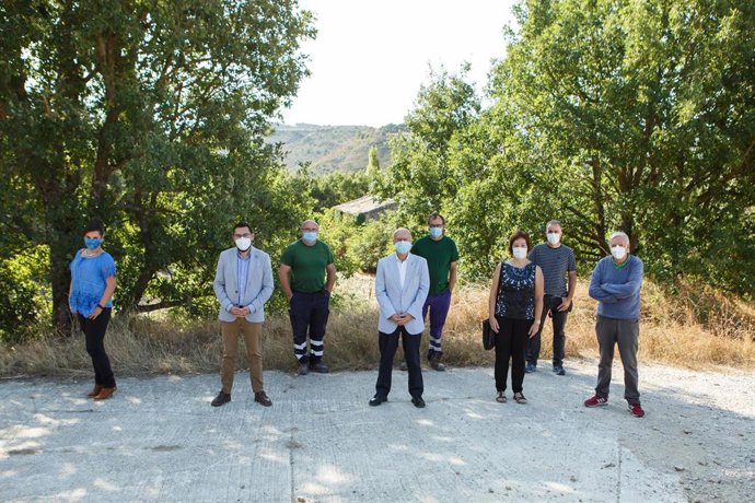 El consejero Ciriza y el director general Rodríguez, junto a representantes de la Mancomunidad de Izaga y los ayuntamientos de Izagaondoa, Lizoain-Arriasgoiti, Unciti y Urroz-Villa