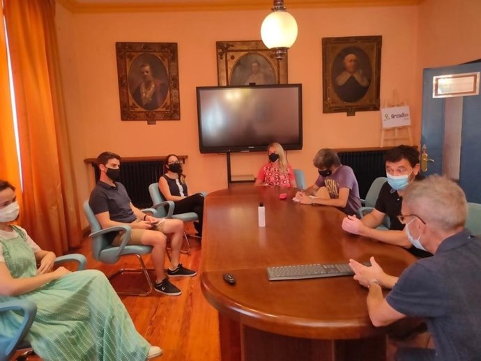 Reunión de responsables municipales de Laviana con Salud