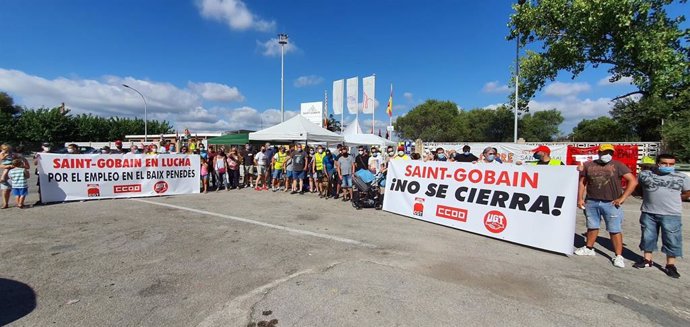 Els treballadors de la planta de Saint-Gobain a l'Arbo (Tarragona).