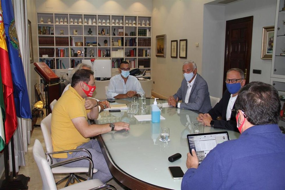 Reunión entre el lPatronato de Turismo y el Círculo Empresarial de Turismo de Huelva.