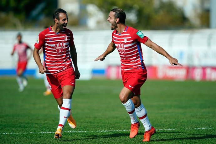 Soldado celebra un gol del Granada