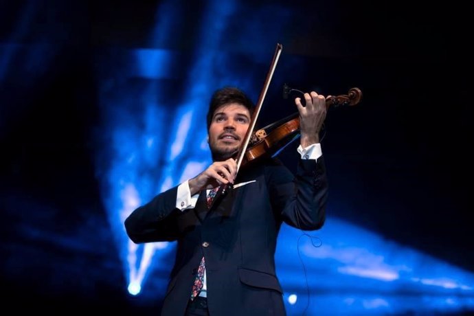 El músico cordobés Paco Montalvo, creador del vanguardista violín flamenco