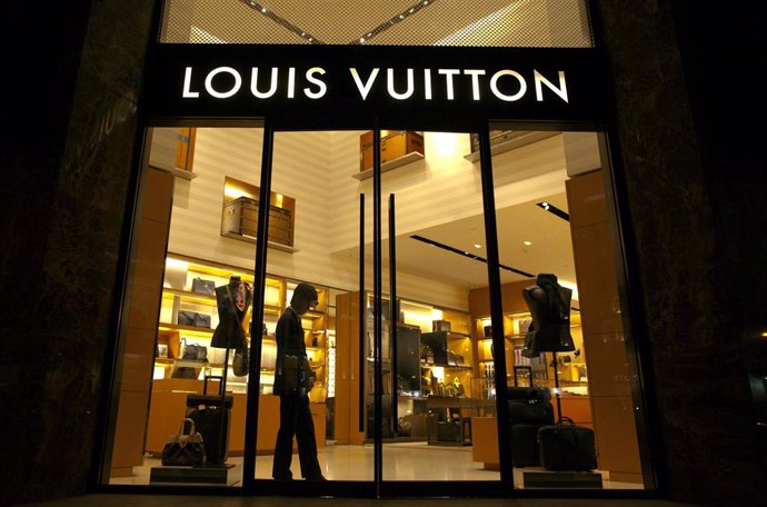 Una tienda de Louis Vuitton 