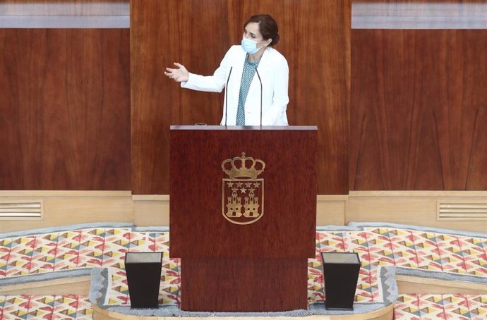 La líder regional de Más Madrid, Mónica García, interviene durante la segunda jornada del Pleno del Debate del Estado de la Región en Madrid (España), a 15 de septiembre de 2020. En esta segunda sesión participarán los grupos parlamentarios, después de 