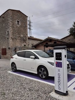 Endesa instala ocho puntos de recarga para vehículos eléctricos en Girona