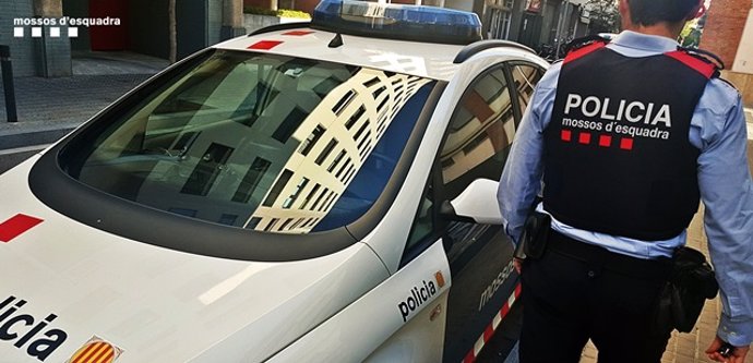 Tres detinguts per intentar robar en unes oficines de Barcelona