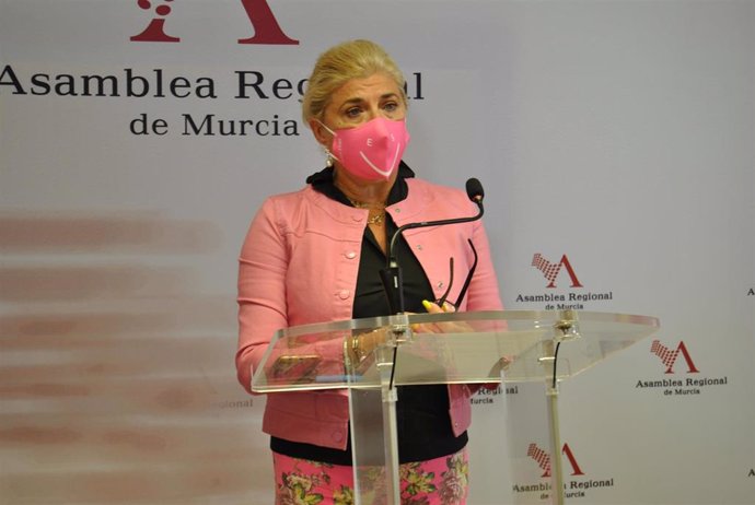 La diputada del Grupo Parlamentario Socialista Gloria Alarcón