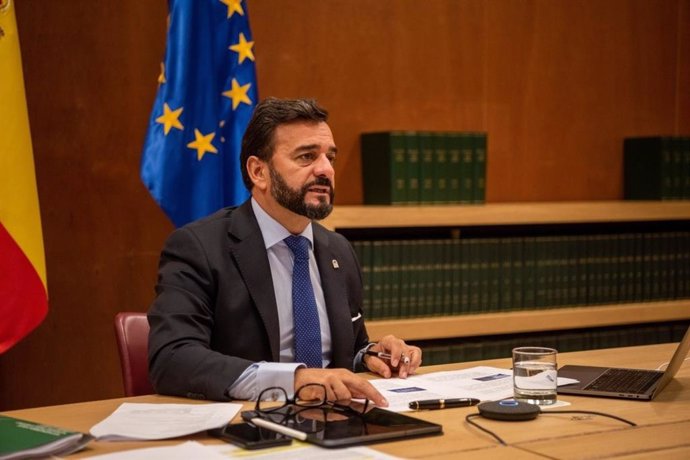 El viceconsejero de Turismo, Regeneración, Justicia y Administración Local, Manuel Alejandro Cardenete, interviene en la Comisión NAT del Comité de las Regiones de la UE para presentar un dictamen sobre la sostenibilidad del sector turístico.