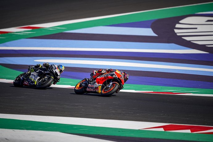 Stefan Bradl rodando en el circuito Marco Simoncelli durante el Gran Premio de San Marino 2020