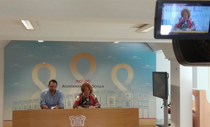 Adela Castaño, en rueda de prensa