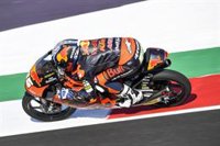 Raúl Fernández firma su tercera pole y Arenas saldrá cuarto en Moto3