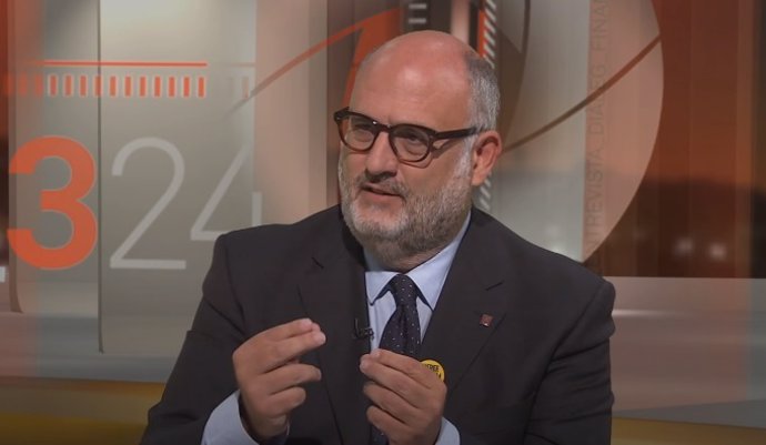 El portavoz de JxCat, Eduard Pujol, durante una entrevista en 3/24