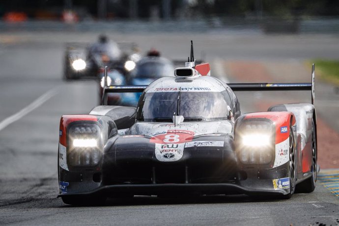 Motor.- Toyota logra su tercera victoria consecutiva en las 24 Horas de Le Mans