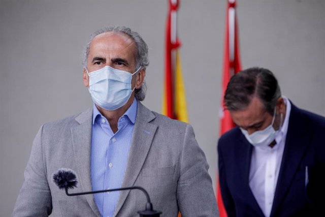 El Consejero de Salud de la Comunidad de Madrid, Enrique Ruiz Escudero, interviene durante la rueda de prensa posterior a la reunión de coordinación en el ámbito del PLATERCAM, en Pozuelo de Alarcón, Madrid, (España), a 20 de septiembre de 2020. El encuen