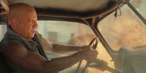 10. Fast & Furious 9: Vin Diesel, como un cohete en el póster fan del salto al espacio de la saga