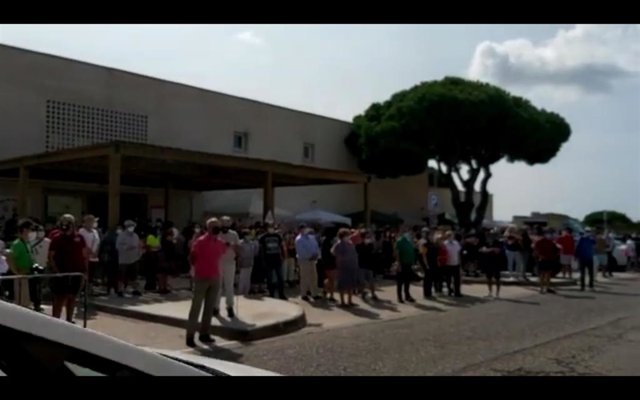 Concentrados este domingo contra la "privatización" de Los Toruños y el Pinar de la Algaida