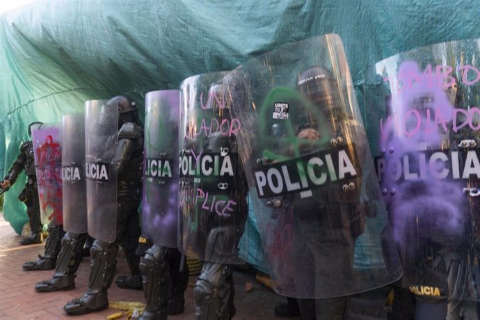 Manifestación en Bogotá contra la violencia policial.