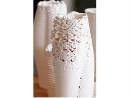 Pieza del estudio catalán Coudre. En Joya Barcelona Art Jewellery & Objects.