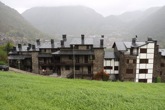 Pla general del recinte venal de Vila, a Encamp (Andorra), on s'hauria produt l'assassinat d'un home. Imatge de l'Agncia de Notícies Andorrana (ANA) del 21 de setembre de 2020 (Horitzontal).