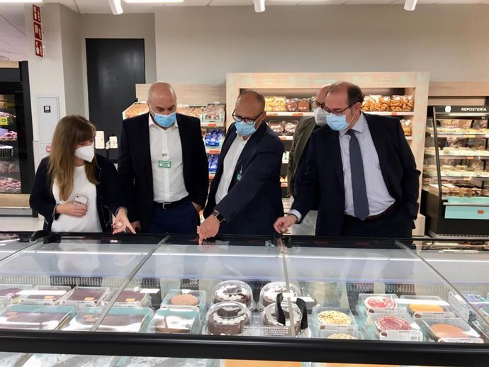 Mercadona estrena tienda eficiente en Almansa con 125 plazas de parking tras una