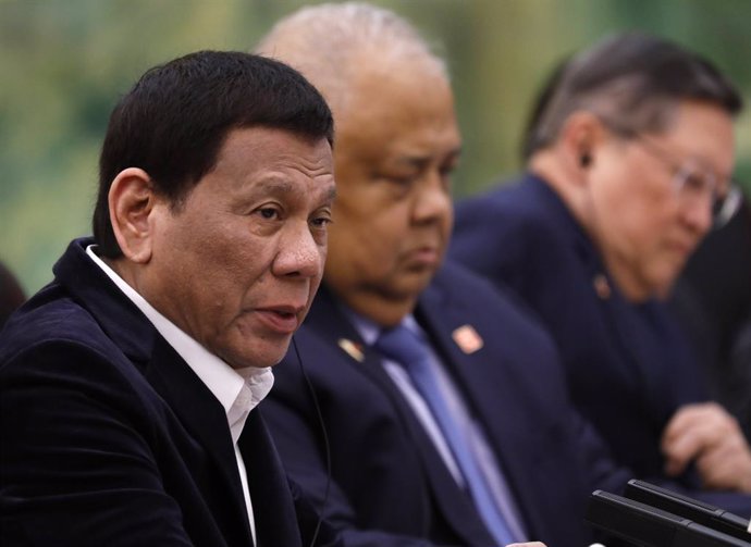 Coronavirus.- Duterte retira las restricciones de viaje al personal sanitario en