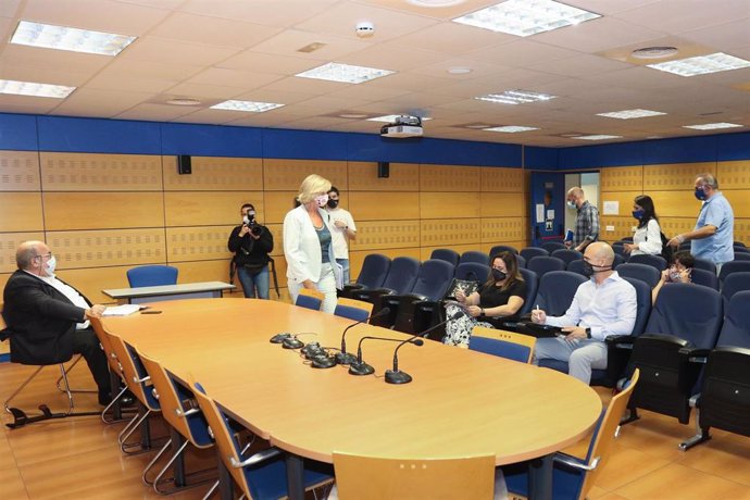 Reunió de la consejera con la Junta de Personal Docente