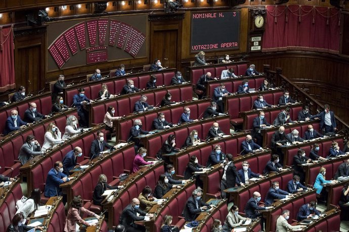 AMP2.- Italia.- El 'sí' a la reducción del número de parlamentarios en Italia se