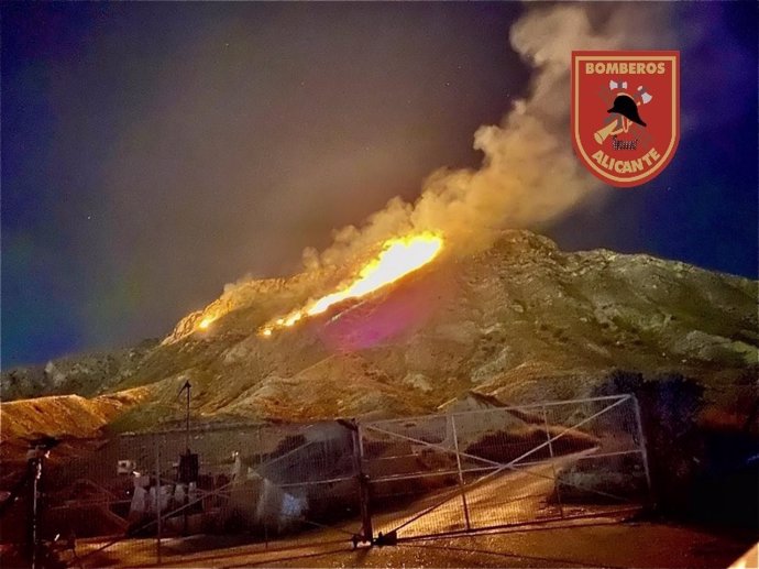 Incendio en la Sierra de Fontcalent.