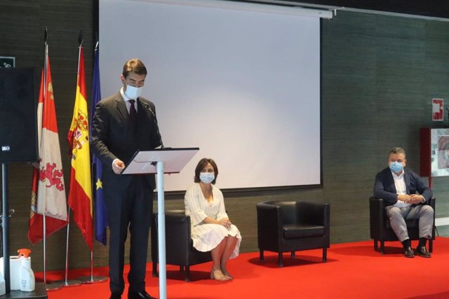 El consejero de la Presidencia inaugura las jornadas de formación de la Escuela Pública de Castilla y León, ECLAP