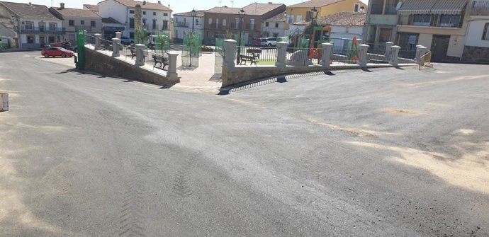 Remodelación de la Plaza de España de Deleitosa (Cáceres)
