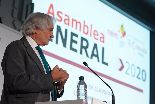 El presidente de la Confederación Empresarial de Madrid CEOE (CEIM), Miguel Garrido, interviene en la asamblea de CEIM, en Madrid, (España), a 15 de septiembre de 2020. En la Asamblea General 2020 de la patronal madrileña, que ha contado con la intervenci