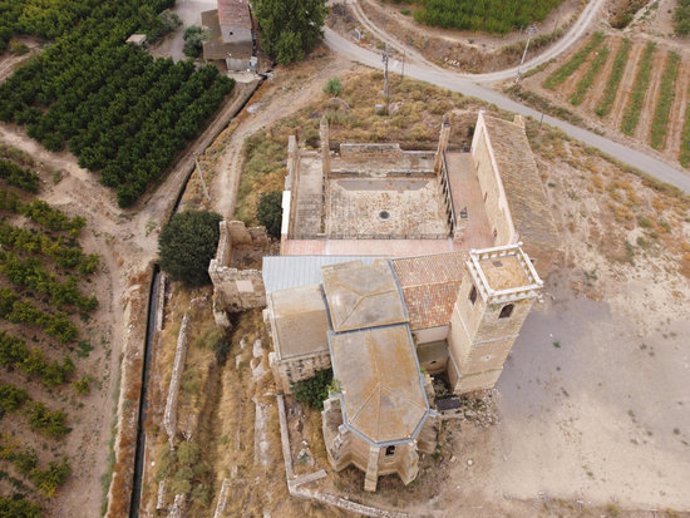 Vista aria del monestir d'Avinganya, al municipi de Sers, en una imatge d'arxiu. (Horitzontal)