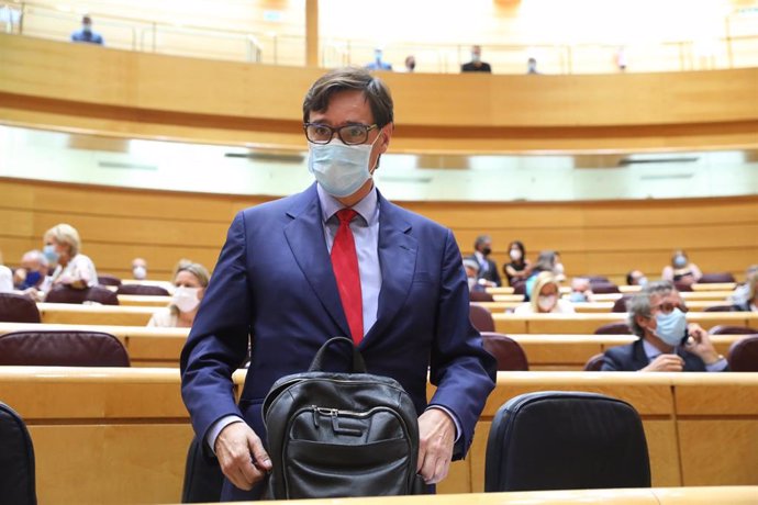 El ministro de Sanidad, Salvador Illa, a su llegada a una sesión de control al Gobierno en el Senado, en Madrid (España), a 22 de septiembre de 2020.