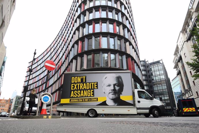 Una pancarta que pide no extraditar a Assange en Londres. 