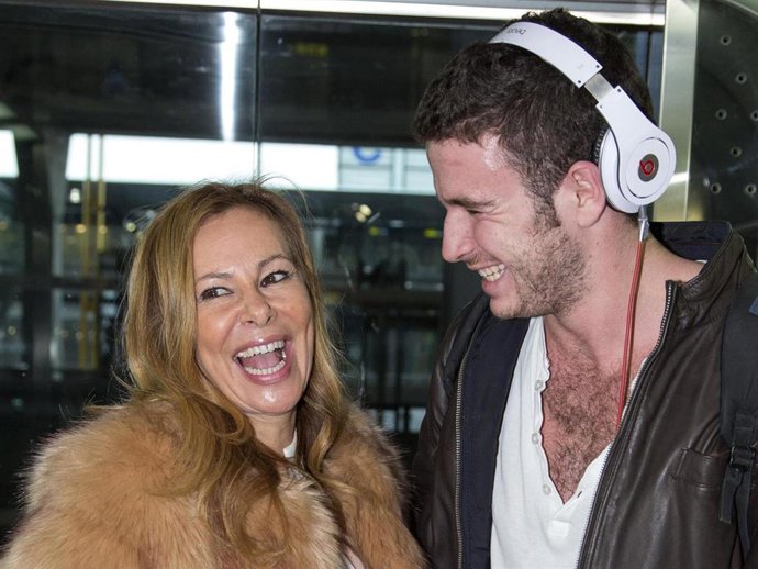 Alex Lequio y Ana Obregón