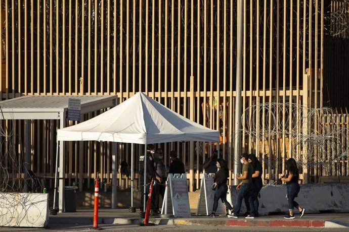 Muro en la frontera entre México y EEUU.