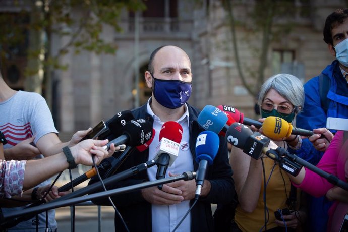 El vicepresident d'mnium Cultural, Marcel Mauri, a l'entrada del Tribunal Superior de Justícia de Catalunya (TSJC).