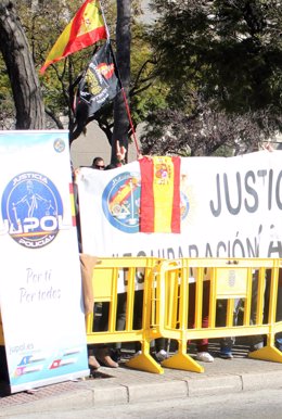 Pancartas de Jupol en una concentración en la provincia de Cádiz