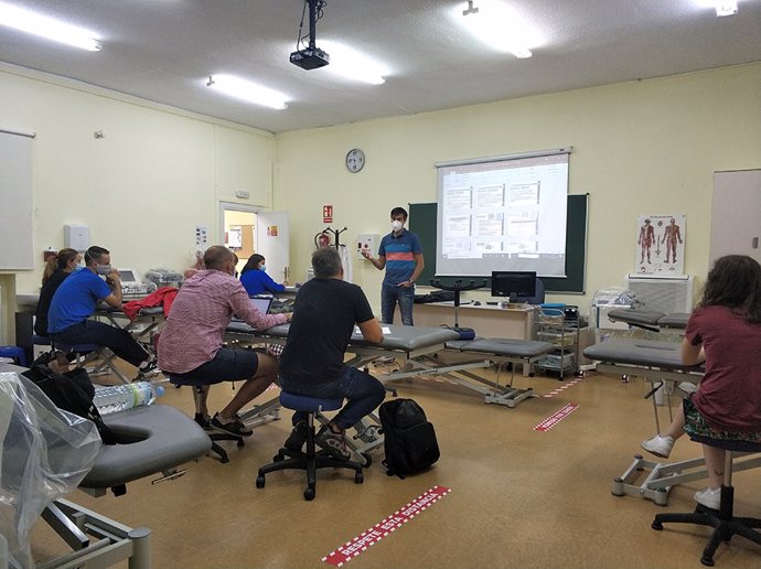 La Universidad Católica de Ávila ha comenzado las clases de la primera edición del Máster Universitario en Terapia Manual del Sistema Musculoesquelético con 16 alumnos en modalidad presencial.