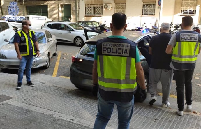 Detenciones por falsedad documental en Mallorca