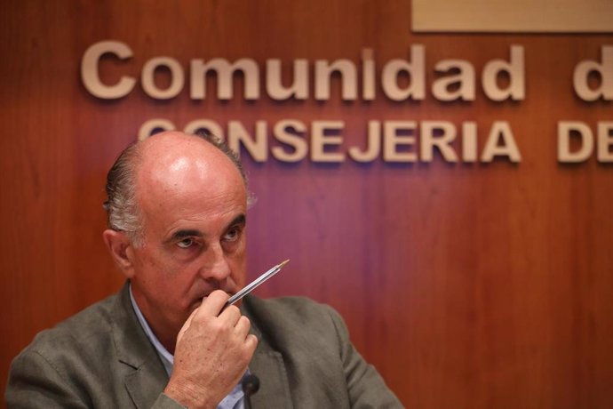 El viceconsejero de Salud Pública y Plan Covid-19, Antonio Zapatero, informa sobre la situación epidemiológica y asistencial por coronavirus en la Comunidad de Madrid, en la Consejería de Sanidad, en Madrid