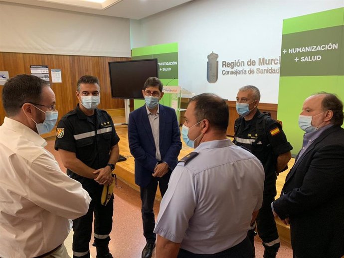 El consejero mantiene un encuentro con los mandos a cargo de estas tareas