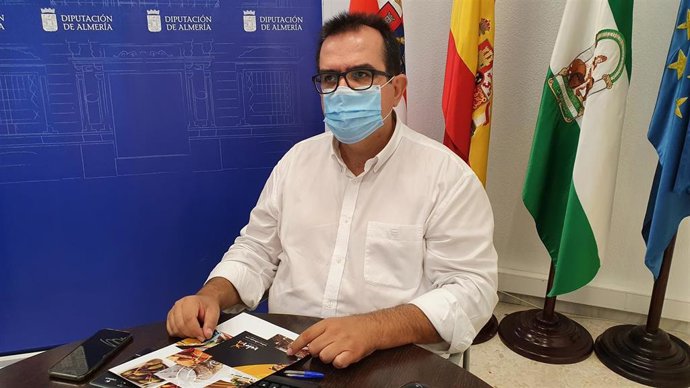 Antonio Jesús Rodríguez en el transcurso de la reunión