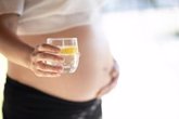 Foto: ¡Mucho cuidado con beber tónica durante el embarazo! Y otros consejos para esta etapa