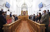 Las Cortes de C-LM guardan un minuto de silencio por las dos últimas mujeres asesinadas por violencia de género