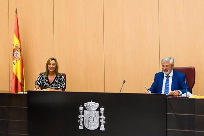 El director general del Catastro, Fernando de Aragón, y la directora general de Seguridad Jurídica y Fe Pública, Sofía Puente,